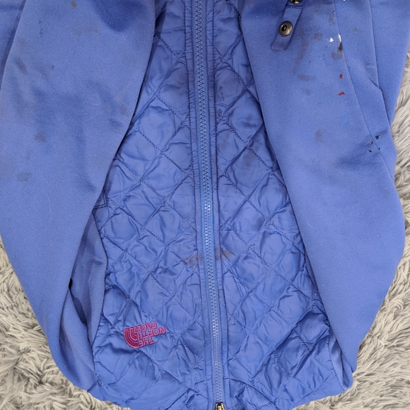 Girls North Face jackets - Picture 3 of 4